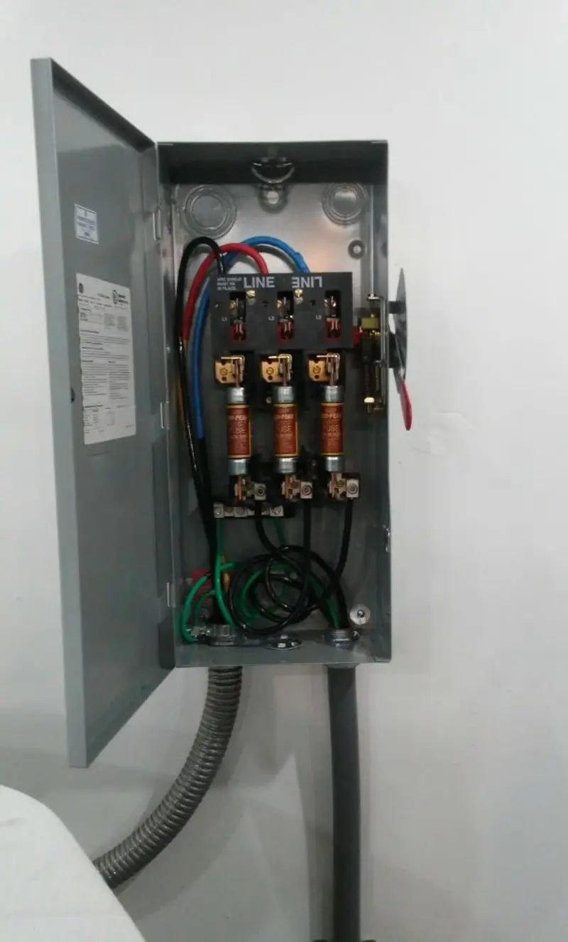 Three-phase disconnect switch installed for Smoke Detector Installation in Brisbane